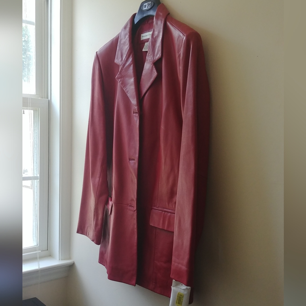 Absolutely Beautiful, NWT, Genuine Lamb Skin, Women's,Red Leather Jacket, Size L